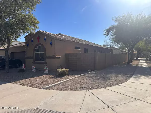 9019 W GLOBE Avenue, Tolleson, AZ 85353