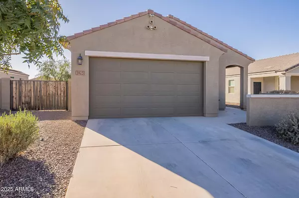 San Tan Valley, AZ 85140,3923 E ARCHER Drive