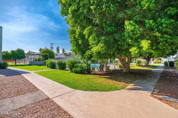 Phoenix, AZ 85015,1702 W TUCKEY Lane #122