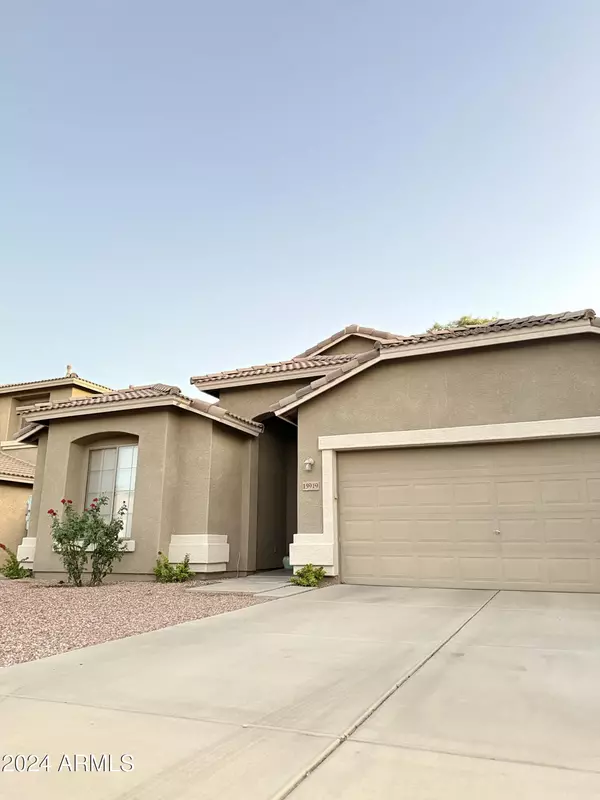 15919 W HEARN Road, Surprise, AZ 85379