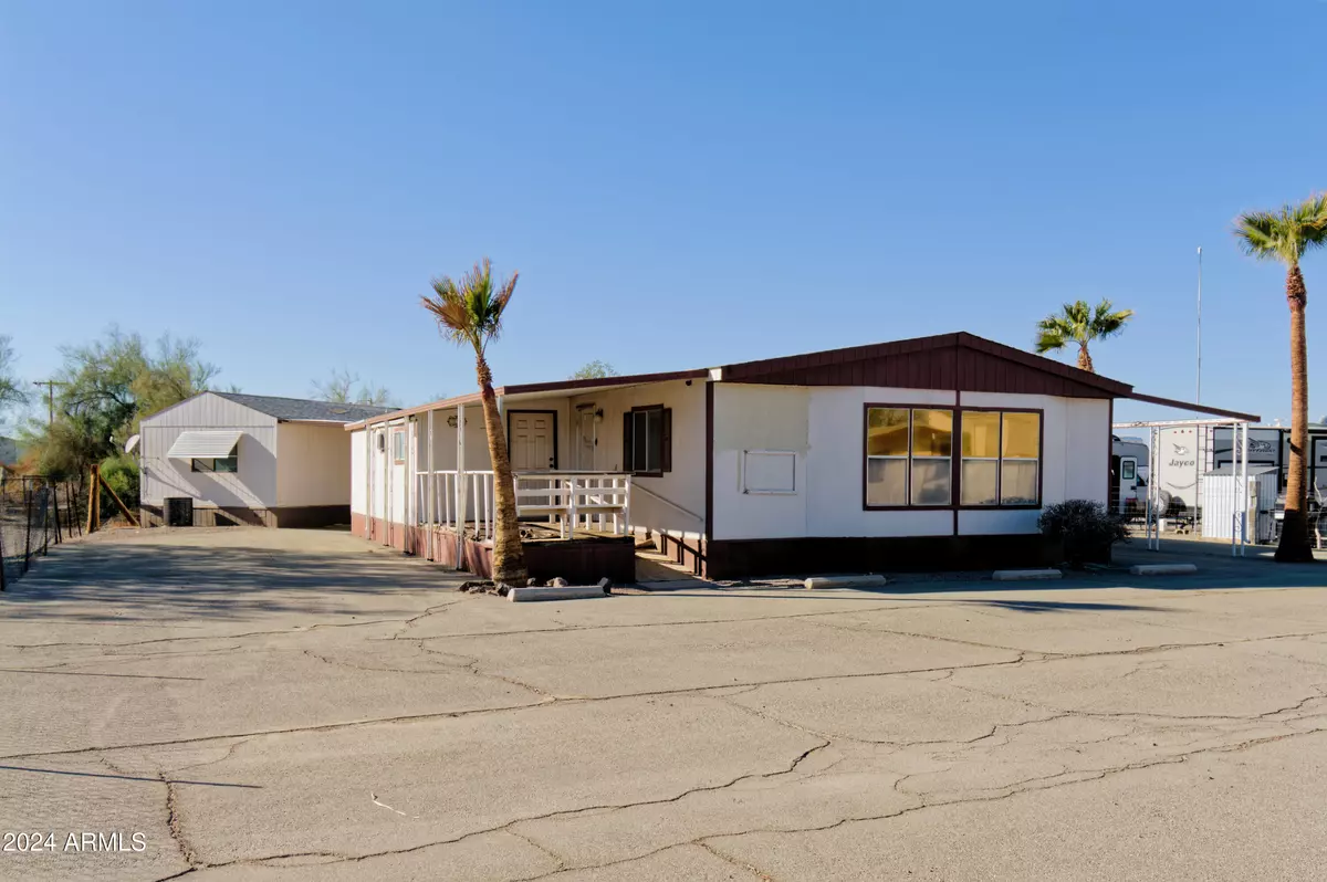 Quartzsite, AZ 85346,394 N CENTRAL Boulevard