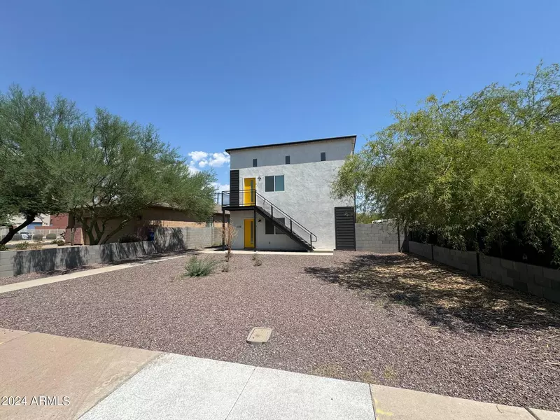 1106 E YUMA Street #1, Phoenix, AZ 85034