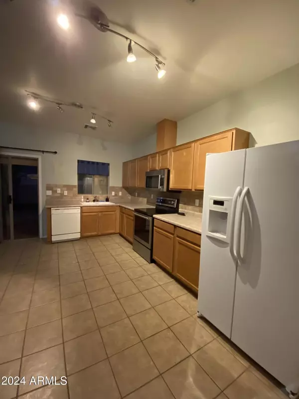 Peoria, AZ 85345,7011 W LINCOLN Street