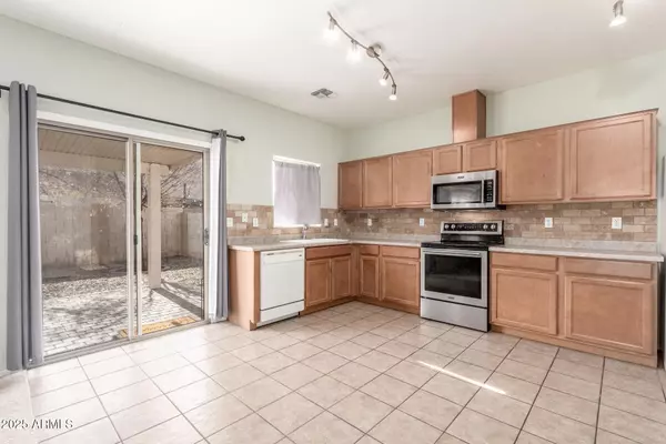 Peoria, AZ 85345,7011 W LINCOLN Street