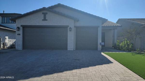 Litchfield Park, AZ 85340,19415 W LUKE Avenue