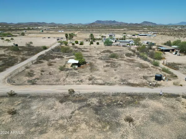 365 W Superior Avenue #., Tonopah, AZ 85354