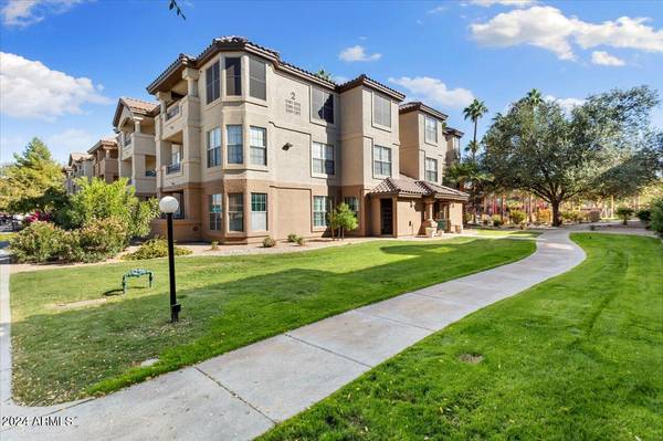 14950 W MOUNTAIN VIEW Boulevard #2112, Surprise, AZ 85374