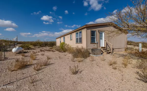 Huachuca City, AZ 85616,1880 E HOOTIN HOLLER Trail