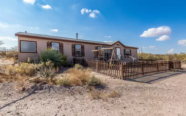 Huachuca City, AZ 85616,1880 E HOOTIN HOLLER Trail