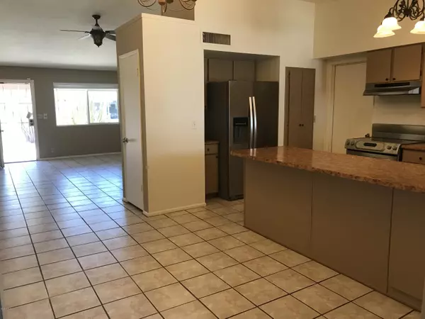 Phoenix, AZ 85027,920 W TONOPAH Drive