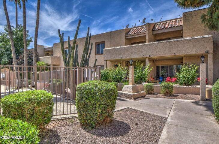 3314 N 68th Street, Scottsdale, AZ 85251