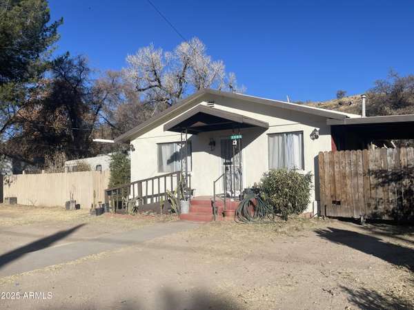 1064 N BANKARD Avenue, Nogales, AZ 85621