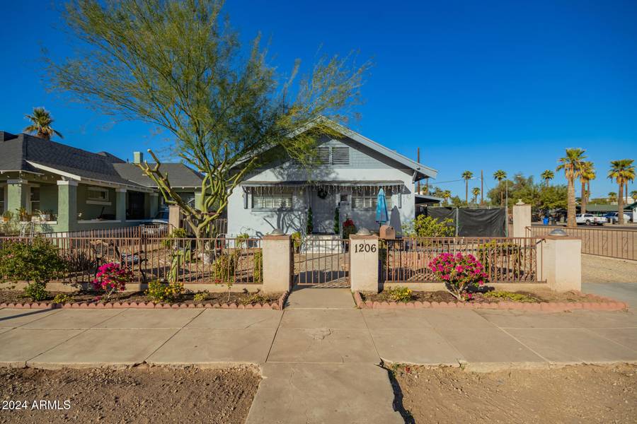 1206 W MONROE Street, Phoenix, AZ 85007