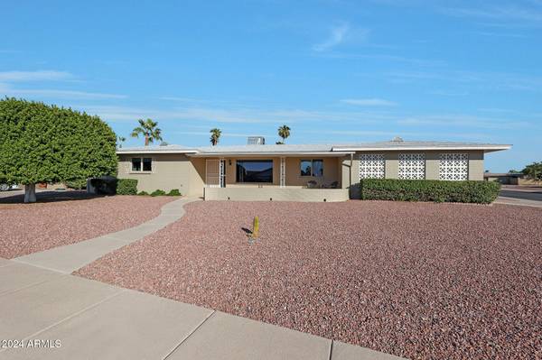 663 N 63RD Place, Mesa, AZ 85205