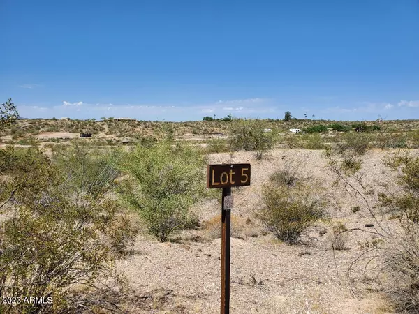 Wickenburg, AZ 85390,5 337TH AVENUE / LOT 5 -- #-