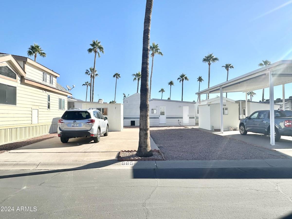 Apache Junction, AZ 85119,965 S OXIDE Drive #965