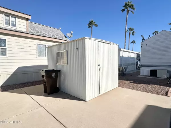 Apache Junction, AZ 85119,965 S OXIDE Drive #965