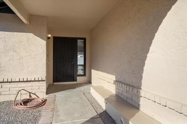 Glendale, AZ 85303,5048 N 71ST Drive