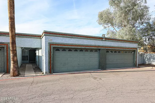 Glendale, AZ 85301,7152 N 63RD Drive