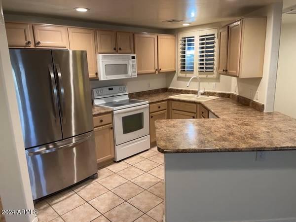 Scottsdale, AZ 85254,5249 E SHEA Boulevard #103