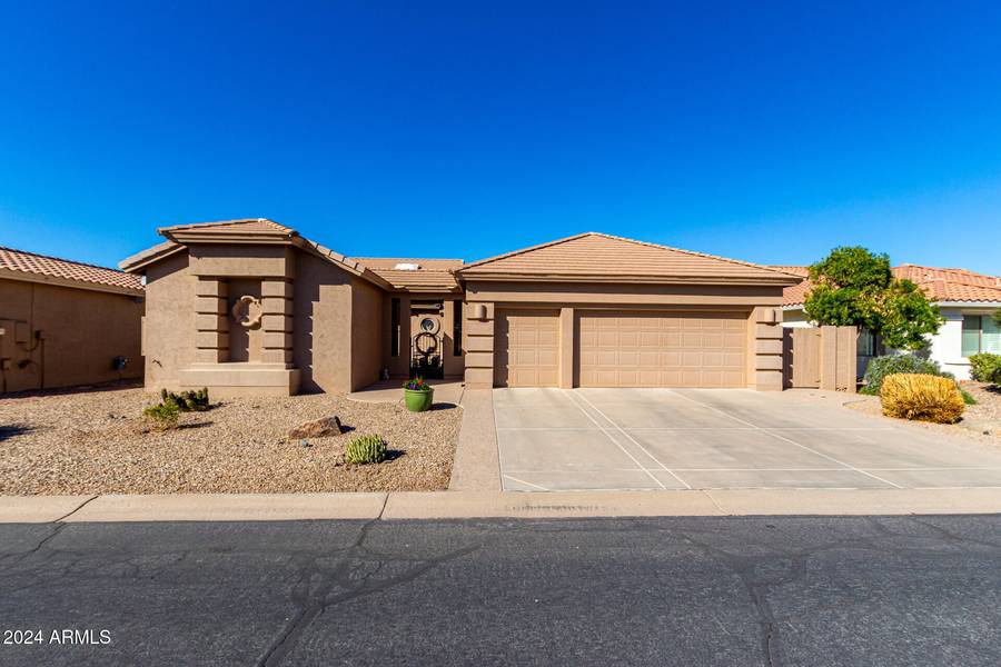 24230 S DESERT VALE Drive, Sun Lakes, AZ 85248