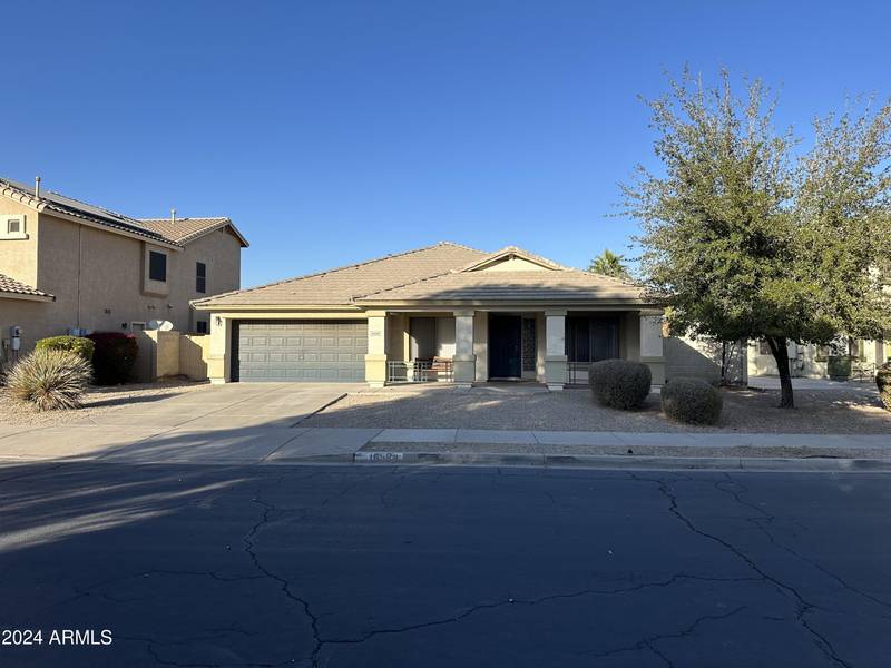 16584 W MCKINLEY Street, Goodyear, AZ 85338