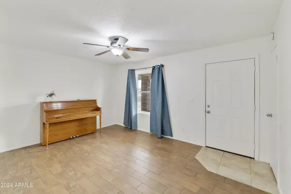 Mesa, AZ 85207,547 N 98TH Place