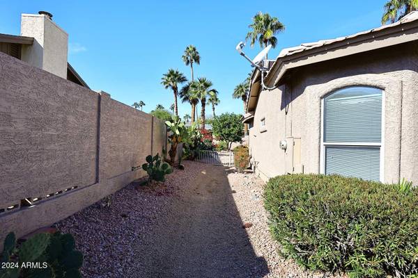 Fountain Hills, AZ 85268,13854 N FOUNTAIN HILLS Boulevard