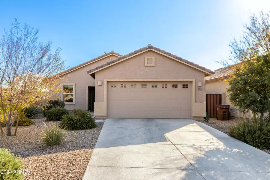 253 W TAMARACK Drive, San Tan Valley, AZ 85140