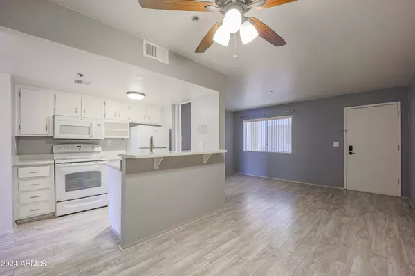 Surprise, AZ 85378,12123 W BELL Road #103