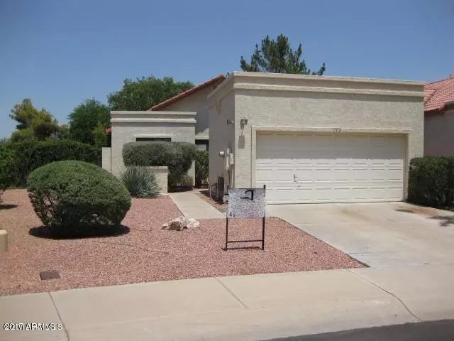 1702 E FAIRVIEW Street, Chandler, AZ 85225