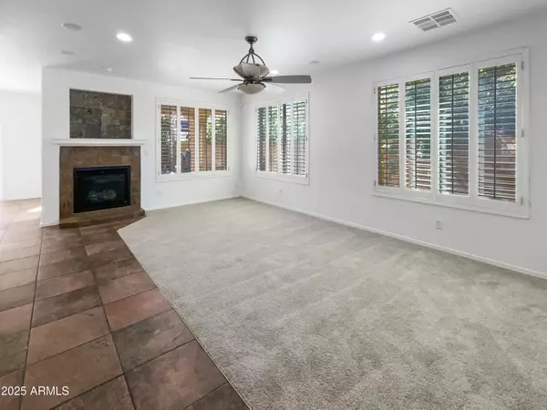 Gilbert, AZ 85234,4319 E VAUGHN Avenue