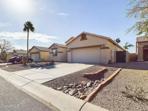 San Tan Valley, AZ 85143,30720 N ROYAL OAK Way