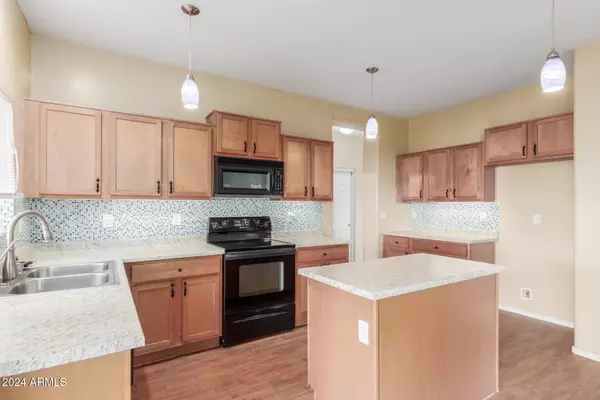 5240 W ST KATERI Drive Laveen, AZ 85339