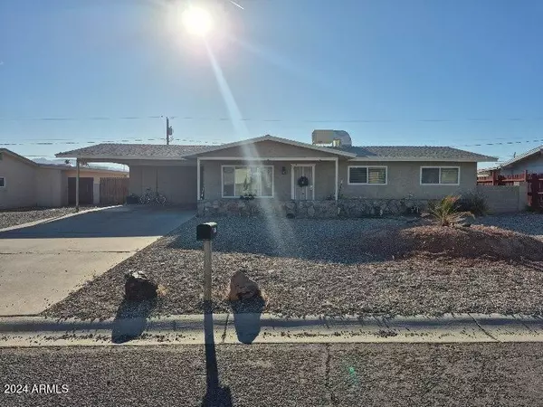 Lake Havasu City, AZ 86403,235 SAGUARO Drive