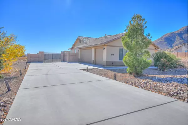 Hereford, AZ 85615,6645 E SADDLEHORN Circle