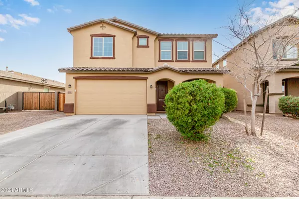 2091 W GARLAND Drive, San Tan Valley, AZ 85144