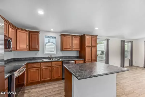 Surprise, AZ 85374,17200 W BELL Road #511