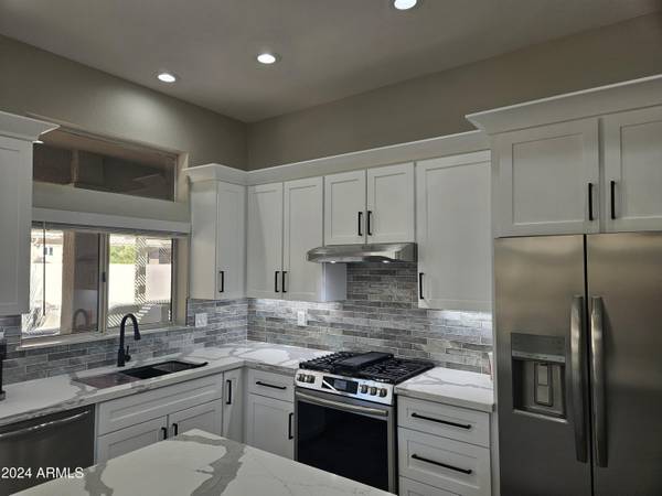 15708 W WHITEWOOD Drive, Sun City West, AZ 85375