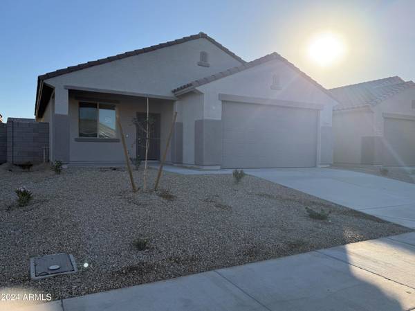 17065 W SELDON Lane, Waddell, AZ 85355