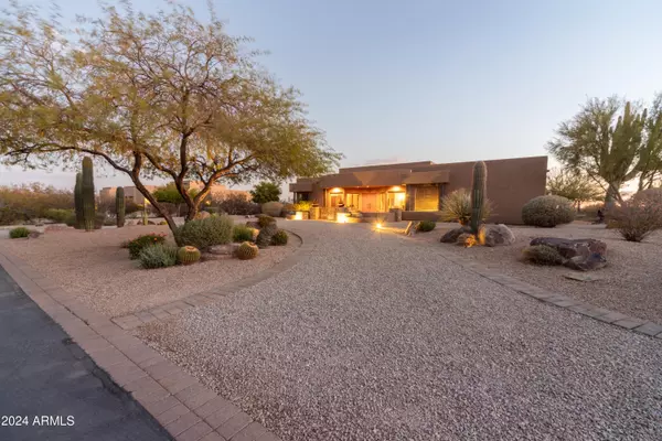 Scottsdale, AZ 85262,15405 E CAVEDALE Drive