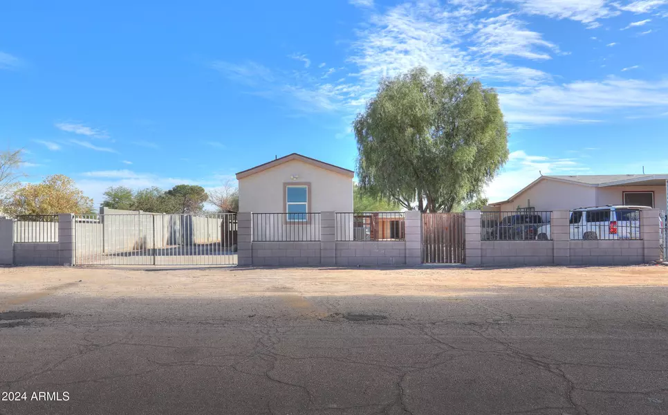 5741 N THORNTON Road, Casa Grande, AZ 85122