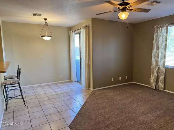 Mesa, AZ 85203,1335 E JUNE Street #239