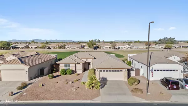 6842 S SANTA RITA Way, Chandler, AZ 85249