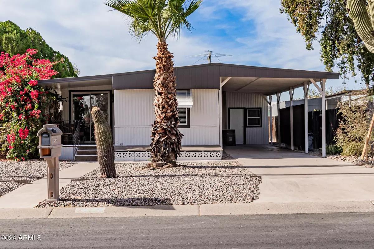 Mesa, AZ 85207,322 N 89TH Street