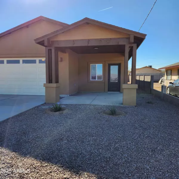 Guadalupe, AZ 85283,5647 E Calle Pitaya --