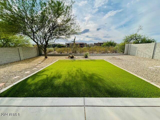 32016 N 23RD Avenue, Phoenix, AZ 85085