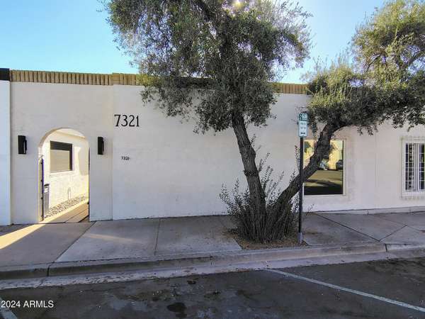 Scottsdale, AZ 85251,7321 E 6TH Avenue