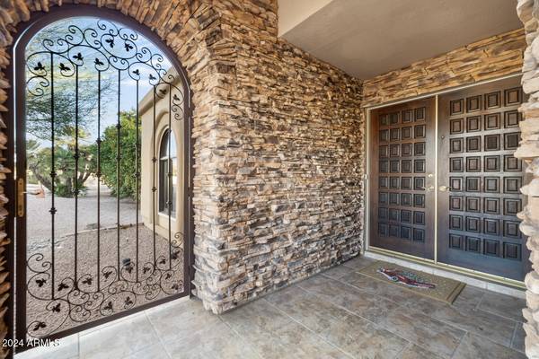 Scottsdale, AZ 85260,7341 E Sutton Drive