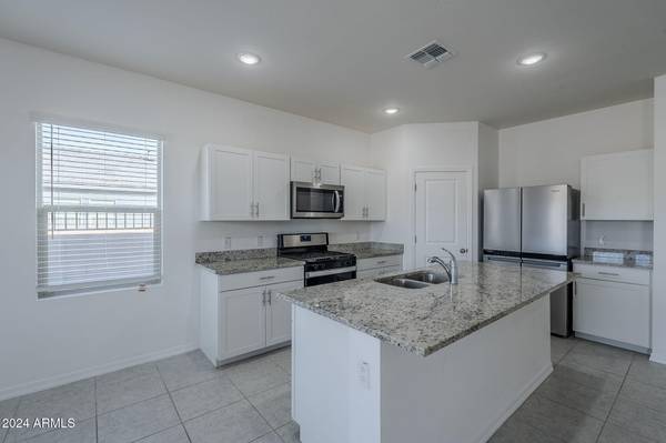 Litchfield Park, AZ 85340,4642 N 194TH Drive